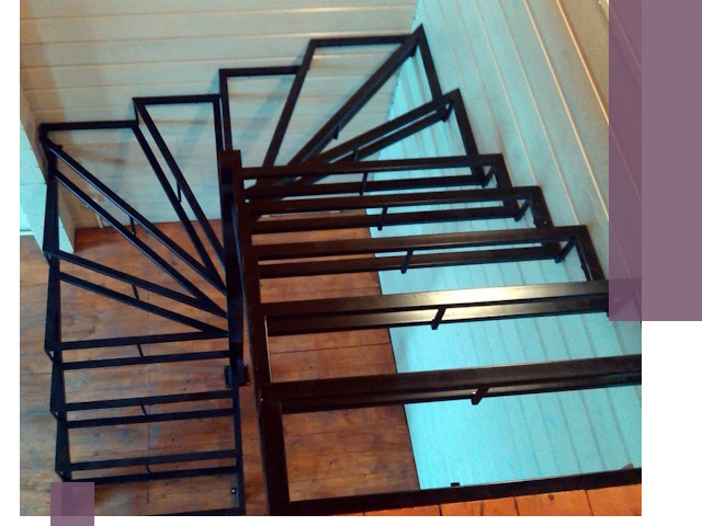 Изготовление металлических лестниц любой сложности в Петергофе