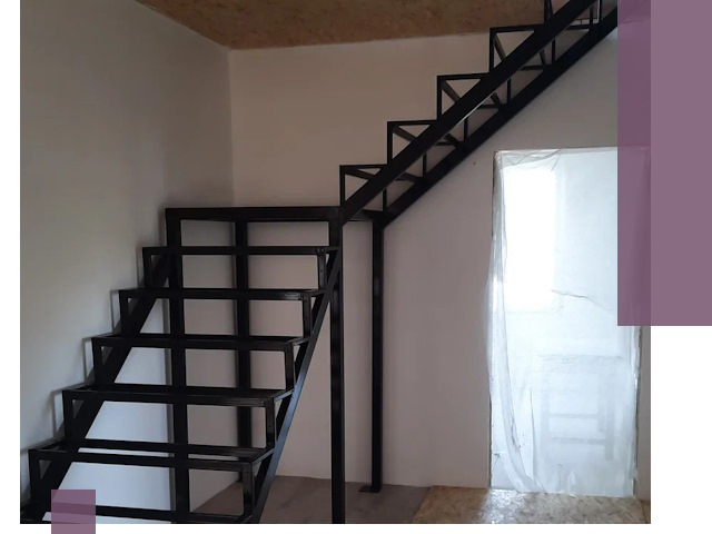 Ремонт металлических лестниц в Петергофе: быстро и надежно