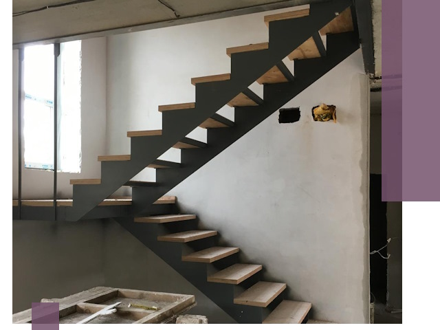 Изготовление лестниц на металлокаркасе в Петергофе от производителя