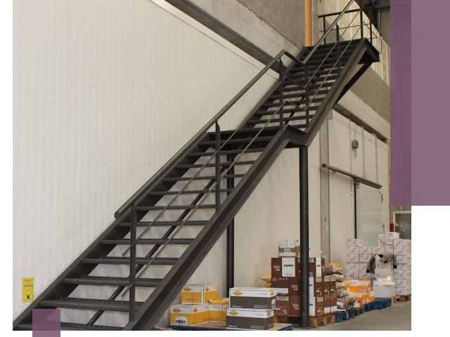 Лестницы для производства в Петергофе — изготовление и монтаж