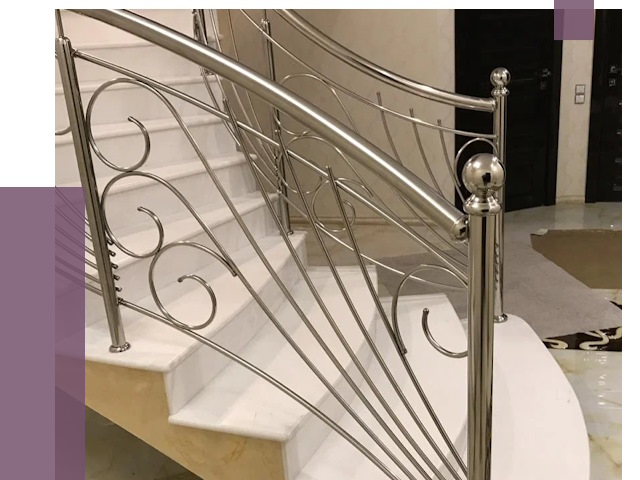 Ремонт перил в Петергофе: покраска, замена и укрепление от 3348 руб.