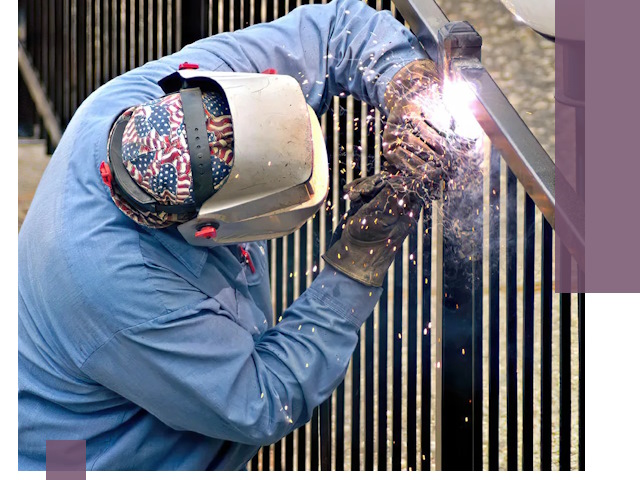 Демонтаж перил срочно и аккуратно в Петергофе