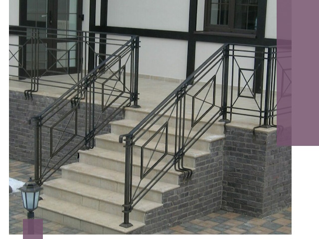 Перила для крыльца в Петергофе — монтаж, изготовление и установка