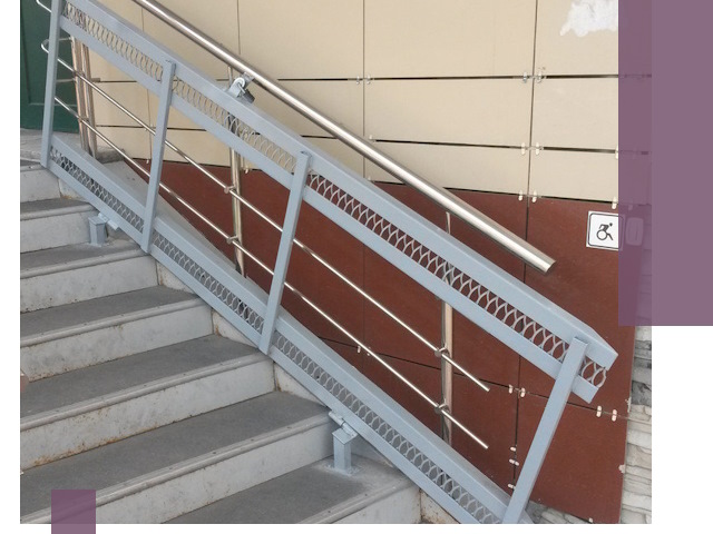 Изготовление откидных пандусов под ключ в Петергофе