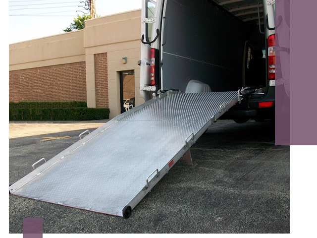 Мобильные пандусы в Петергофе — производство, монтаж и аренда