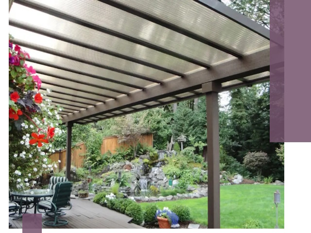 Навесы из поликарбоната под ключ в Петергофе быстро и надёжно