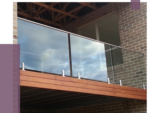 Стеклянные парапеты на крыше и террасе в Петергофе от 11769 руб. | ПРОЛЁТ-Птф