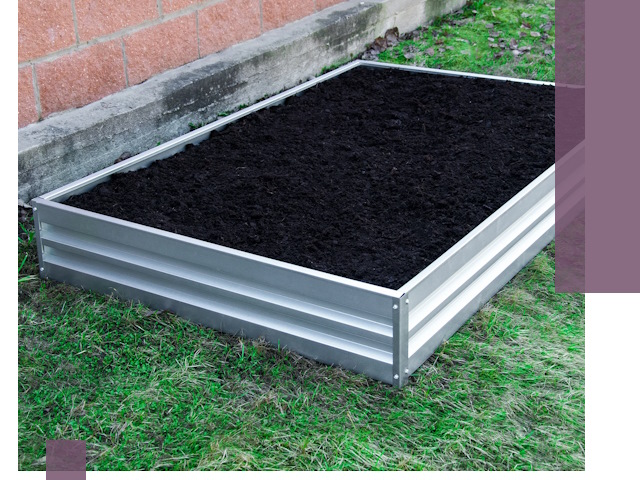 Металлические бордюры для грядок в Петергофе: прочность и аккуратность