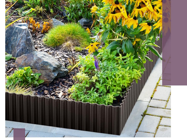 Металлические бордюры для клумб в Петергофе — производство и монтаж