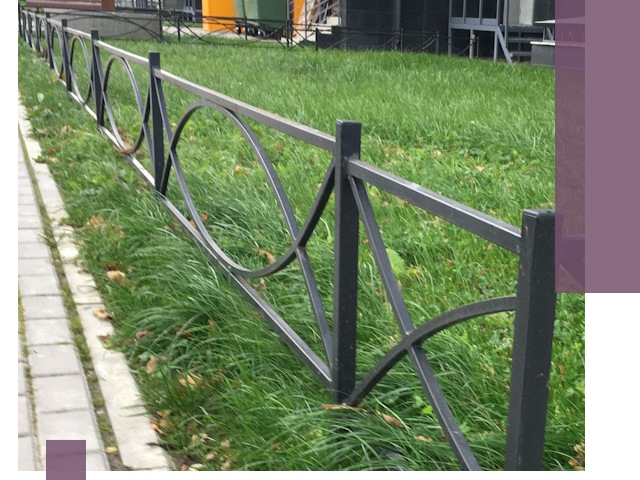 Газонные ограждения из металла в Петергофе — монтаж и продажа