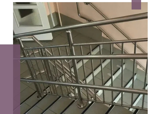 Демонтаж поручней из нержавейки в Петергофе от 3661 руб.