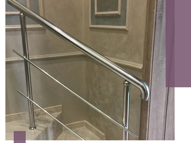 Демонтаж поручней из нержавейки профессионально в Петергофе